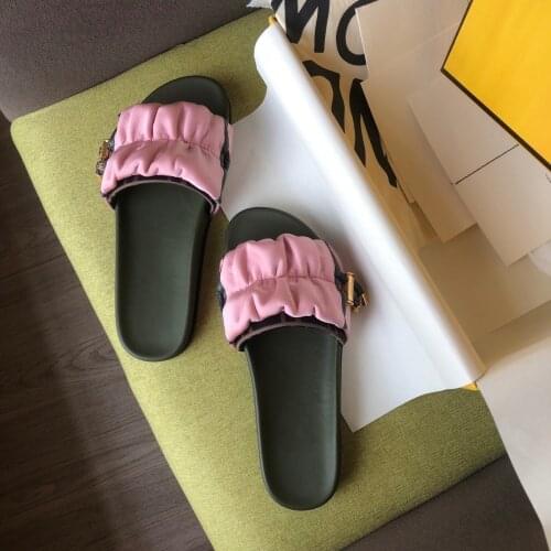 2021 Newest Summer Shoes Woman Outdoor Slippers Open-Toes Slippers Slides Slik Shallow Woman Slippers Pleated Decora Slippers
