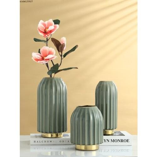 European-style Ceramic Vertical Pattern Vase Ornaments Luxury Phnom Penh Green Dried Flower Flower Arrangement Table Crafts Vase