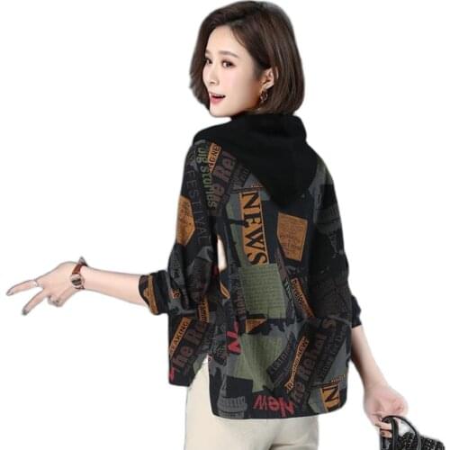 Womens Camouflage Jacket Spring Autumn Print Hooded Plus Size 5XL Casual Short Windbreaker Jacket Female Outerwear Tops W890