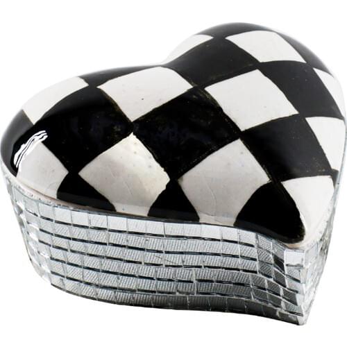 Porsima Mirrored Checkerboard Embossed Heart Shaped Handmade Tile Mücevherlik