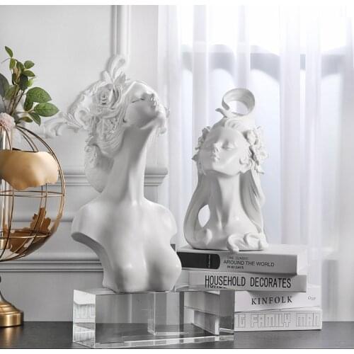 HHT Nordic Creative Character Statue Desktop Ornaments Livingroom Wine TV Cabinet Home Decoration Resin Crafts Sculptures white