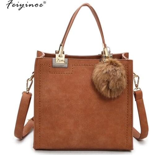 Handbag Women Whoulder Baghandbags Women Bags Designer High-grade Scrub Leather Messenger Bag Hairball Womens Bag Women Bags