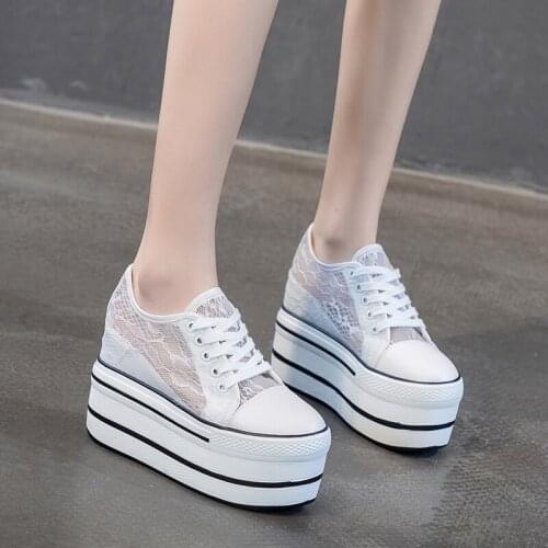 Women Flat Platform Shoes Fashion Lace Breathable Woman Chunky Shoes White/Black Summer Sneakers 2021 Women Platform Shoe
