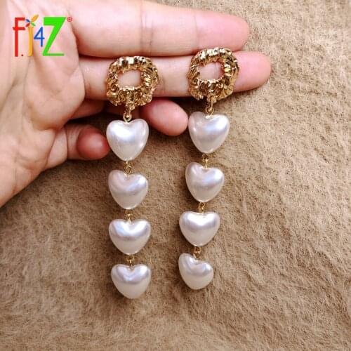 F.J4Z 2020 Hot Pearl Earrings Fashion Sweet Simulated Pearl Hearts Chandelier Earrings Elegant Bridal Jewelry Dropship
