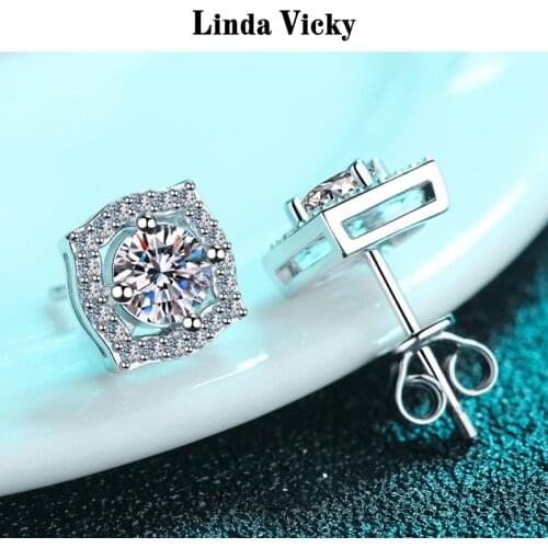 LINDA VICKY Stud Earrings VVS Moissanite 0.5ct Precious Gift Fashion Women Jewelry Rhodium Plated 925 Silver Fine Jewelry New