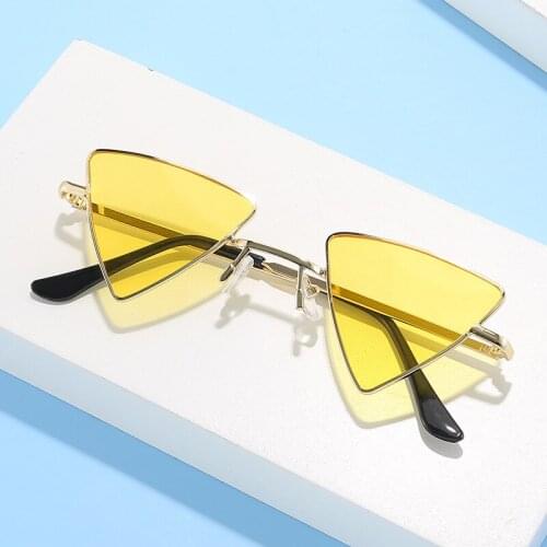 New sunglasses European and American fashion sunglasses mens and womens punk triangle Sunglasses