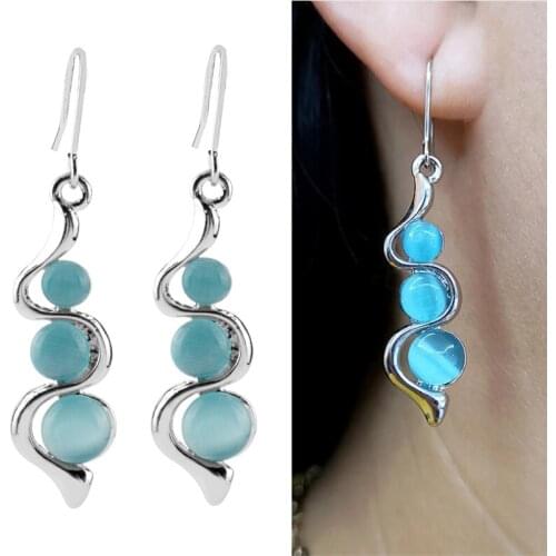 Bohemian Jewelry Earrings for Women Elegant Accessories Curve Wavy Crystal Earring Lady Female Drop Earring Gifts