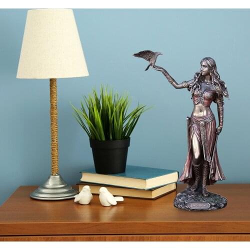 Creative resin statue decoration home decor For Greek goddess Gothic man in black Room decor small ornaments