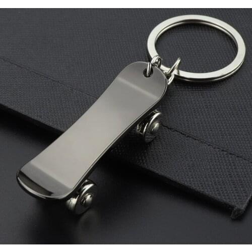 Cute Skateboard Removable Metal Diy Designer Keychain Gifts Luxury Car Keyring Key Chain Pendant Jewelry Accessories