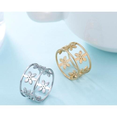 Skyrim 2021 Romantic Flower Finger Ring Stainless Steel Wide Hollow Women Girls Casual Rings Jewelry Engagement Anniversary Gift