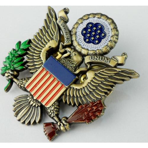Seal of the President of the United States Presidential Eagle Badge Pin Golden