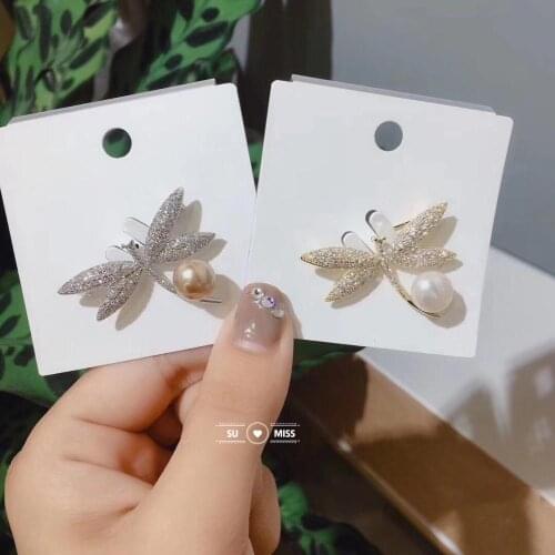 Free Shipping Fashion Dragonfly Brooches with Pearl For Women Perfect Rhinestone Crystal Hijab Pins Christmas Gift Brooches