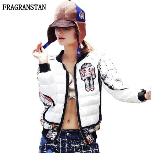 2018 Female Winter New Warm Ultra Light Down Jacket Fashion Embroidery Printed Coat Casual Loose Stand Collar Ladies Parkas Q450