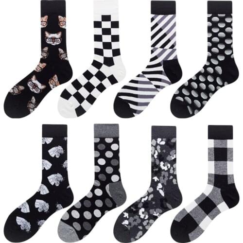 1 Pairs Mens Trendy Socks Medium Tube Large Size Male Socks Black White Cotton Spring Autumn Long Tube Student Socks