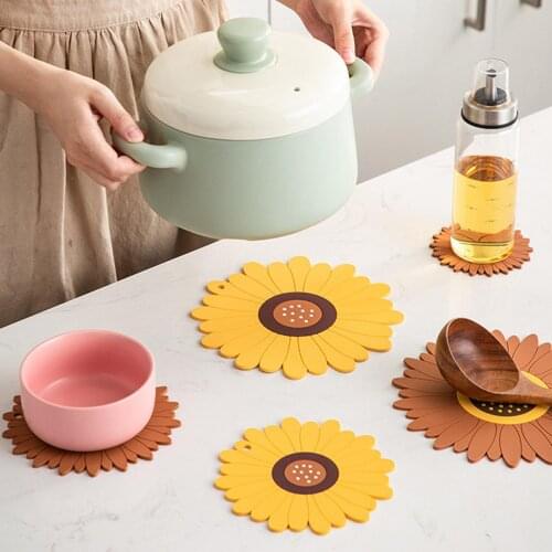 Sunflower Non-slip Heat Insulation PVC Pan Pot Bowl Placemat Plate Mug Cup Glass Coaster Table Mat Kitchen Dinner Table Decor