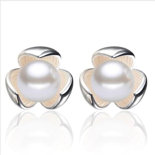 Trendy Flower Pearl Female Stud Earrings Girl Party Jewelry Top Qaulity Silver Plated Earrings For Women Party Accessories Gift