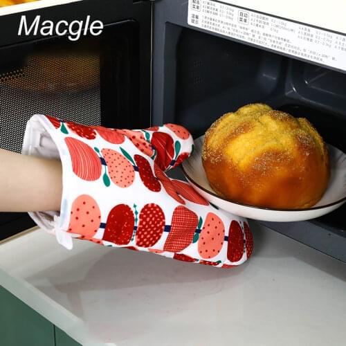 Macgle Aprons And Potholders