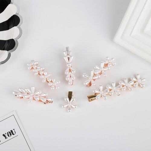 Fashion Pearl Hair Clip for Women Elegant Korean Design Flower Barrette Stick Hairpin Hair Styling Accessories