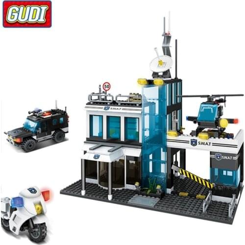 SWAT Command Center 566 Pcs Bricks Assemble Building Blocks Set Toys For Children 9413