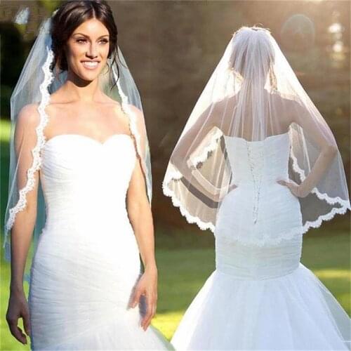 Single Tier Bridal Veil White Beige Short Wedding Veils With Comb Eyelash Lace Edge Fashion Women Veils Hair Jewelry