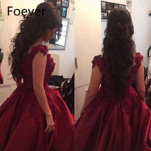 Elegant 2019 A-Line Off Shoulder Evening Dresses Long with Appliques Beaded Short Sleeve Formal Evening Party Dress Custom Made
