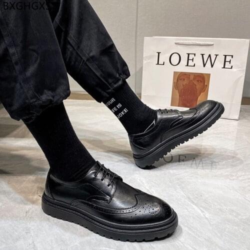 Black Elegant Italian Shoes Men Casual Business Shoes Men Designer Brogues Mens Oxford Leather Shoes Office 2021 Chaussure Homme