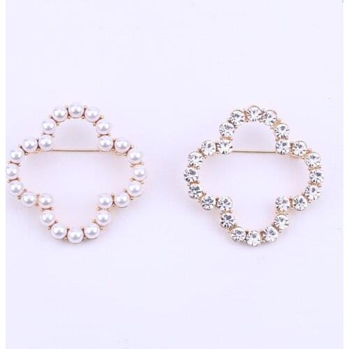 Pin Brooches Summer Flower Jewelry Fashion Women Charm Pearl Crystal Blouse Shirt Collar Stick Pin Scarf Clothes Decors