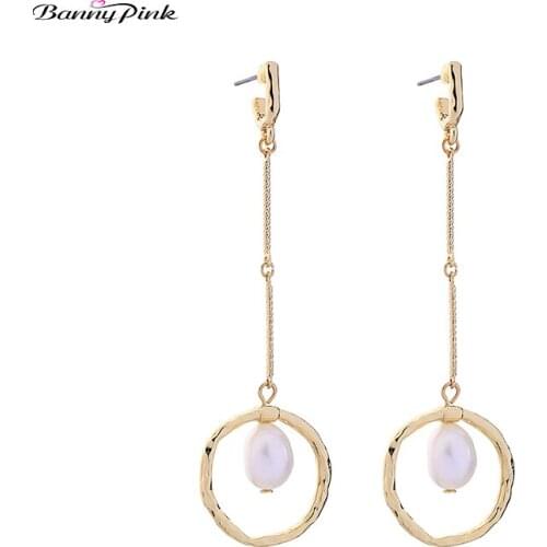 Banny Pink Chic White Freshwater Pearl Pendant Statement Earrings For Women Chic Copper Geometric C Circle Shaped Stud Earrngs