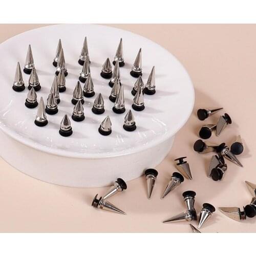 Fashion Rivet Croc Charms Designer Vintage High Quality Clogs Shoe Accessories Trend All-match Charms for Crocs DIY Punk Style