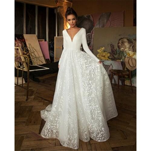 Long Sleeves Lace Wedding Dress 2021 V-neck Boho Bridal Gowns Satin Backless White Vestido de noiva Plus size Wedding Gowns