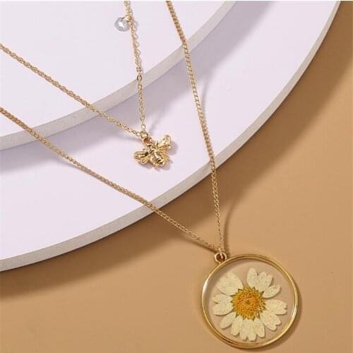 Simple Fashion Gold Pendant Necklace Daisy Bee Clavicle Chain Necklace Creative Women Multi-Layer Jewelry