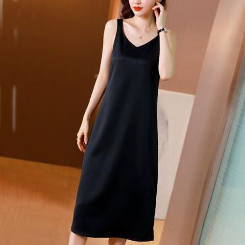 2021Fashion elegant High Quality Womens V-neck Dress Summer Slim Middle length Woman Dresses Very Soft Smooth