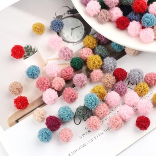 200pcs 15mm Color Curly Fluffy Plush Balls DIY Craft Supplies Earrings Pendant Hair Accessories Pompoms Decor Materials Pom Poms