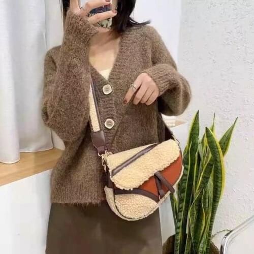 Luxury womens messenger bag, womens handbag, fashion, trendy, 2021