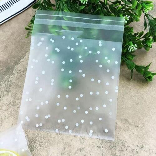 100pcs Frosted Cute Dots Plastic Pack Candy Cookie Soap Packaging Bags Cupcake Wrapper Self Adhesive Sample Gift Bag 10cm