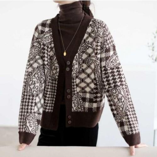 2021 autumn and winter fashion and leisure all-match new retro style sweater cardigan female Korean knit long-sleeved jacket