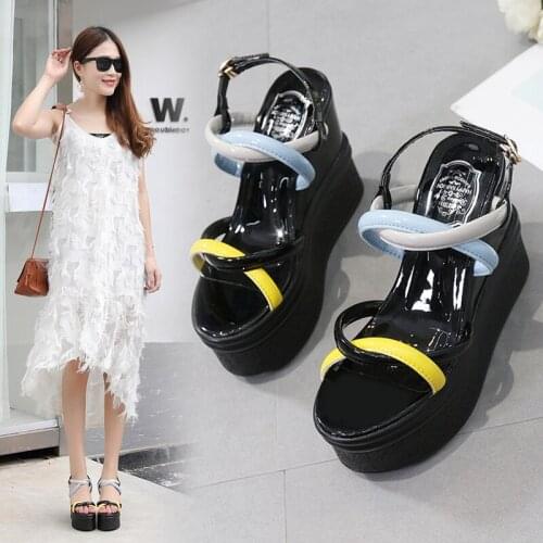 2019 summer new Korean sexy open toe buckle high heel sandals fashion fish mouth wedge sandals