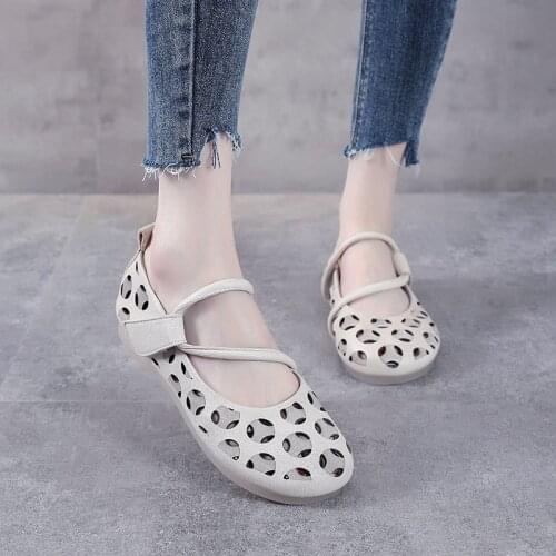 Ethnic Style Womens Toe Top Layer Cowhide Flat Toe Cap Sandals Women Summer All-match Flat Retro Hollow Sandals Women