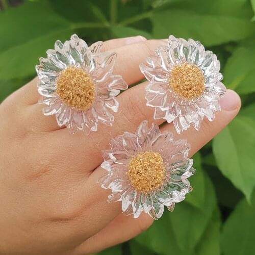 VG 6YM Summer New Acrylic Daisy Ring Ins Trendy Fashion Niche Design Personality Ring Fresh and Sweet Jewelry Party Date