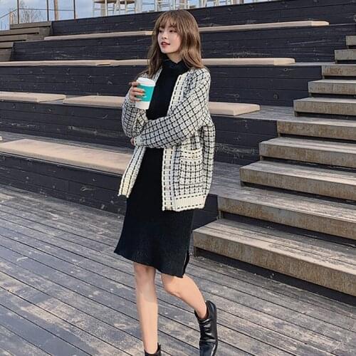 Women Clothing Plaid Knitting V-Neck Single Breasted Cardigan Sweater Korean Loose Oversized Outerwear Streetwear