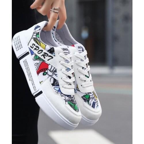 Sneakers Women Spring Woman Casual Fashion Shoes Size 35-44 Graffiti Ladies Vulcanized Shoes White Sneakers Lover Shoes
