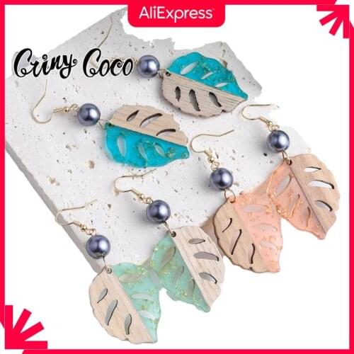 Cring Coco Leaf Earrings Fashion Original Design Resin Splicing Wood Pearl Earrings Jewelry GreenDrop Dangling Earring for Women