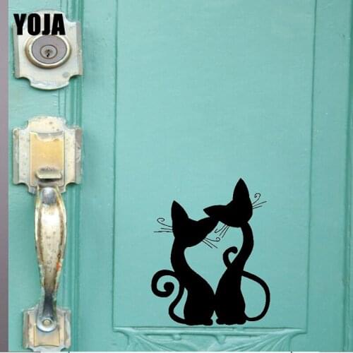 YOJA 18.5*23.5CM Two Cats Back To Back Kids Interior Decor Door Decal With Wall Sticker Black D2-0169