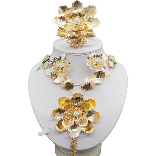 African jewelry sets Dubai gold flower jewelry set Negoni fashion rhinestone necklace ring earrings bracelet for women