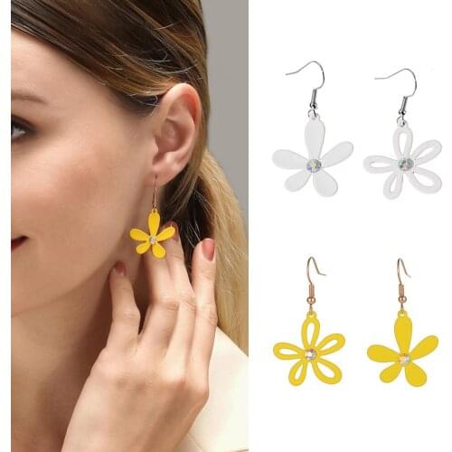 Fashion Women Asymmetric Hollow Flower Dangle Ear Hook Earrings Jewelry Gift Dangle Ear Hook Earrings Jewelry Gift Dangle Ear Ho