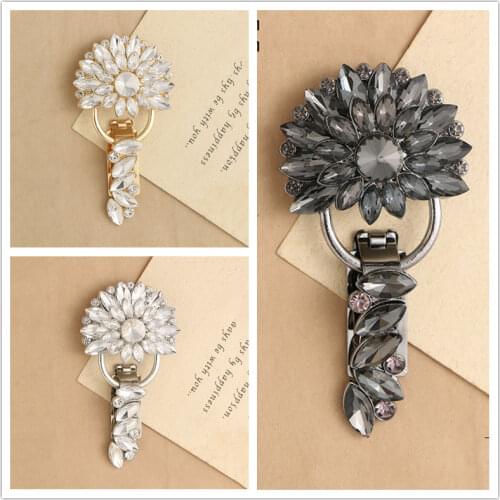 Good Rhinestone Glass Fur Buckles For Sewing Mink coat