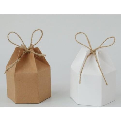 10pcs Creative Kraft Paper Candy Gift Boxes Lantern Hexagon Shape Wedding Favors Cake Gift Packaging Boxes Dragees Box Bags