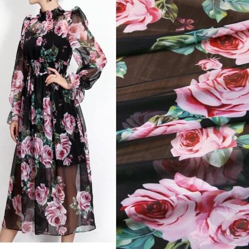 Black/white color rose printed thin chiffon fabric soft chiffon tissu DIY clothing for dress beach dress chiffon tissu au metre