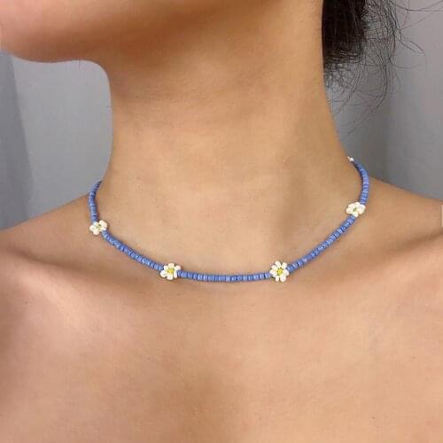 2020 Simple Seed Beads Flower Strand Necklace Women String Beaded Short Choker Necklace Jewelry 16 inches Chokers Necklace Gift