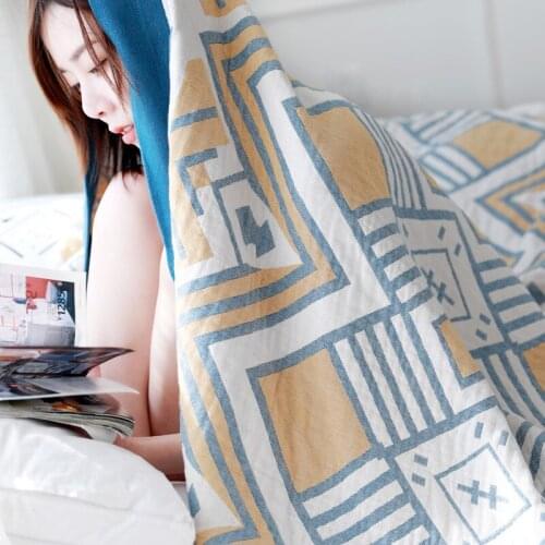 Muslin Cotton Quilt Breathable Summer/Spring Student Dormitory Blanket Plaid Camping Picnic Rugs Beach Sunscreen Cape